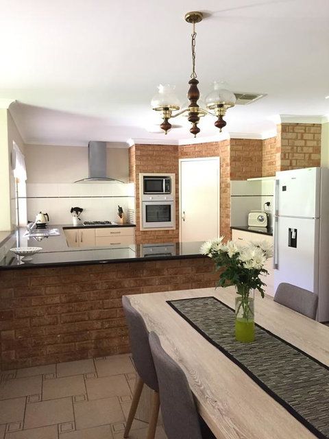Murdoch Station - Kempsey Accommodation 2