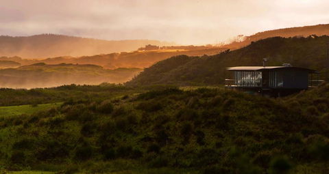 Mures Cloudy Bay Retreat - Kempsey Accommodation 0