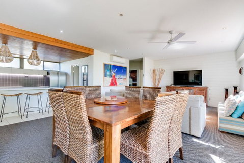 Nautilus Beachfront Villas & Spa - Kempsey Accommodation 2