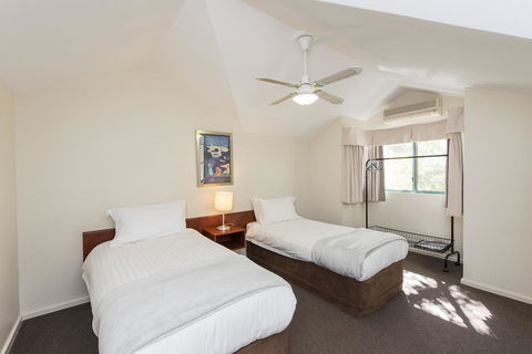 Subiaco Village 30 - Kempsey Accommodation 24