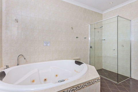 Quality Hotel Bayswater - Kempsey Accommodation 20