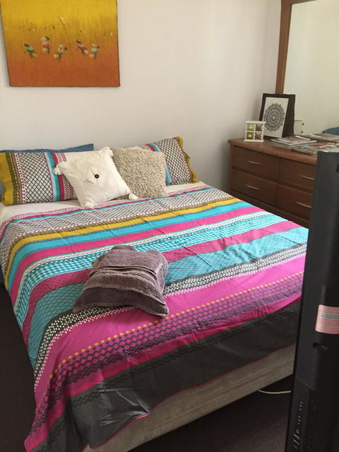 Lakeside Views - Kempsey Accommodation 2