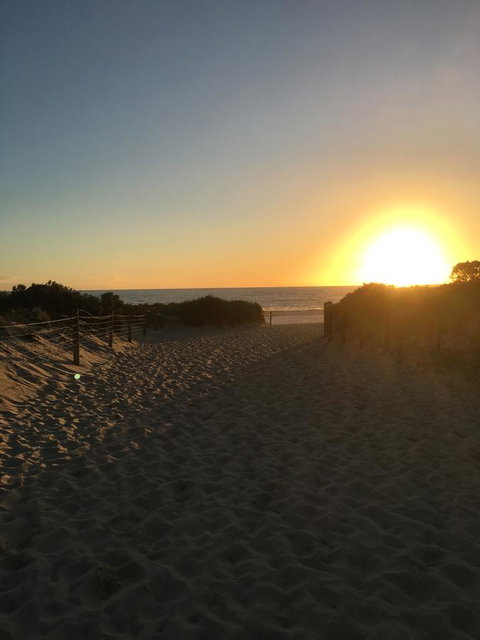 Dunes Scarborough Beach - Kempsey Accommodation 12