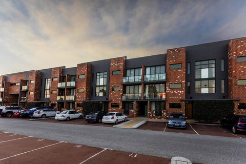 Perth Ascot Central Apartment Hotel Official - Kempsey Accommodation 4