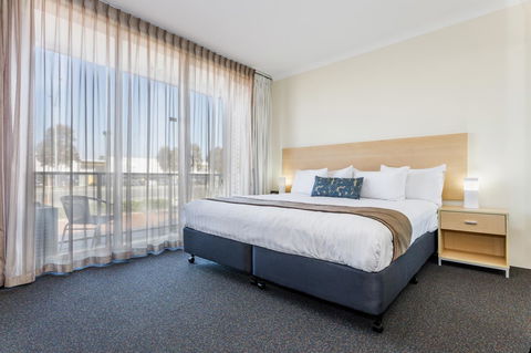 Perth Ascot Central Apartment Hotel Official - Kempsey Accommodation 13