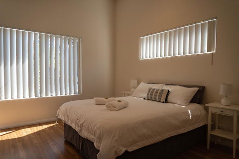 Cape Villas Dunsborough Unit 2 - Kempsey Accommodation 8