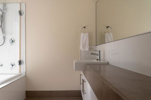 Cape Villas Dunsborough Unit 2 - Kempsey Accommodation 10