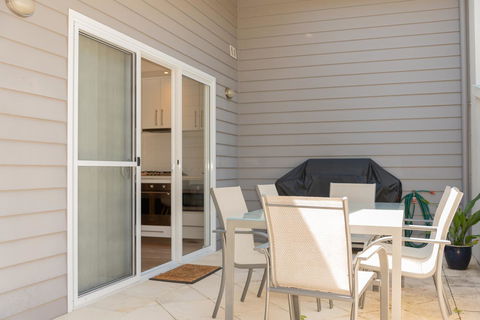 Cape Villas Dunsborough Unit 2 - Kempsey Accommodation 18