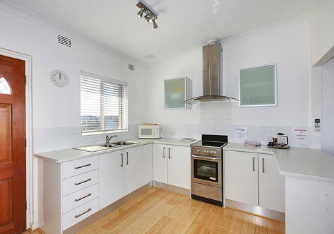 Summer Breeze - Holiday Or Business Apartment - Kempsey Accommodation 6