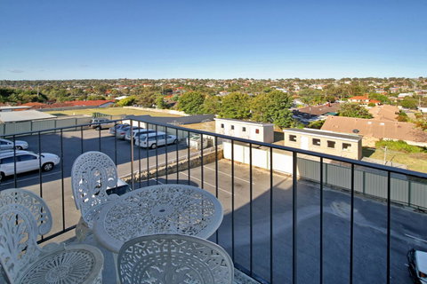 Summer Breeze - Holiday Or Business Apartment - Kempsey Accommodation 8