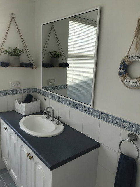 Blue Lake Family Retreat - Kempsey Accommodation 27