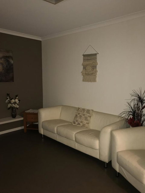 Blue Lake Family Retreat - Kempsey Accommodation 13