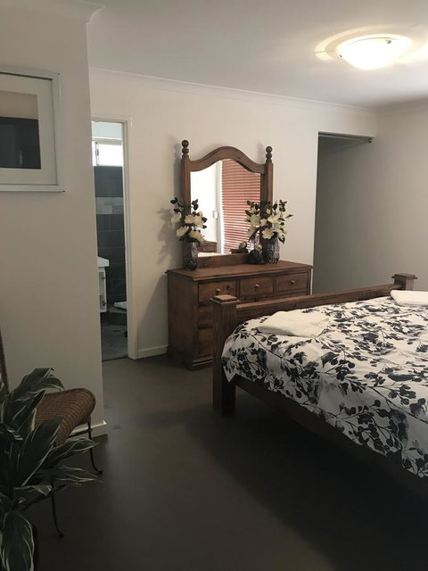 Blue Lake Family Retreat - Kempsey Accommodation 7