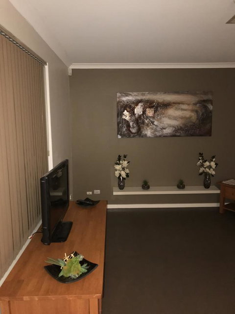 Blue Lake Family Retreat - Kempsey Accommodation 14
