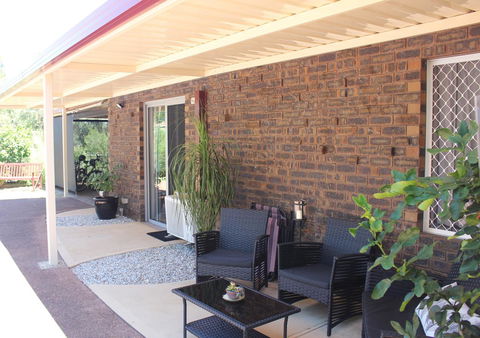 Jacaranda Hideaway Bed & Breakfast - Kempsey Accommodation 12