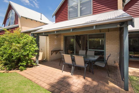 Bayshore Beachside Resort - Kempsey Accommodation 14