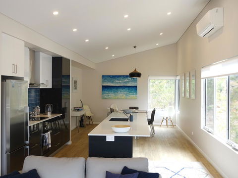 The Villa Dunsborough - Kempsey Accommodation 14