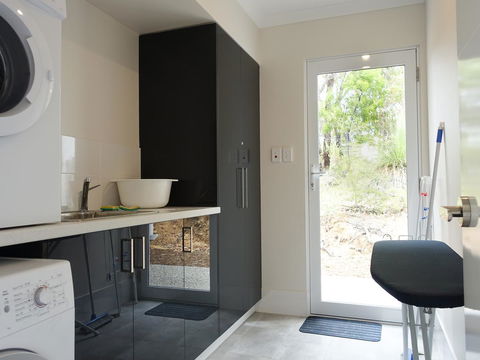 The Villa Dunsborough - Kempsey Accommodation 19
