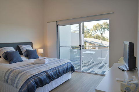 The Villa Dunsborough - Kempsey Accommodation 6