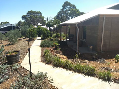 Hotham Ridge Estate - Kempsey Accommodation 14