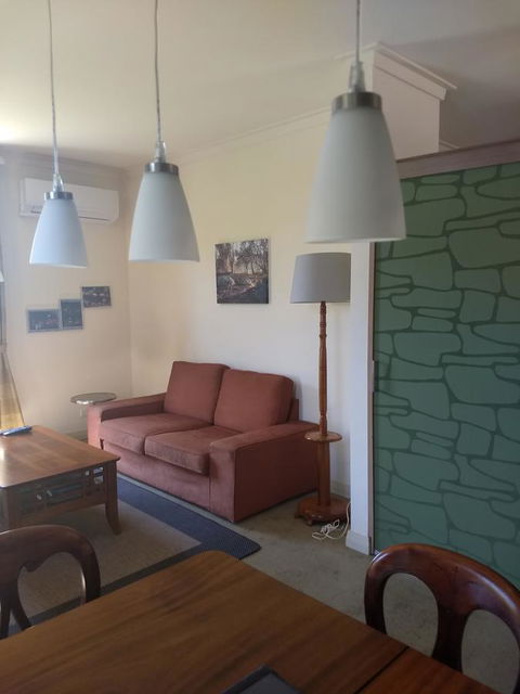 Hotham Ridge Estate - Kempsey Accommodation 11