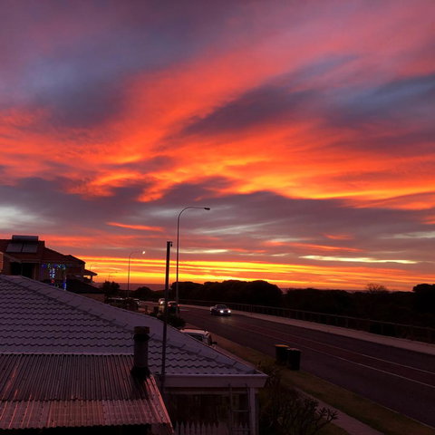 Mullaloo Beachfront Retreat - Kempsey Accommodation 12