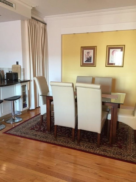 West End District Apartments - Kempsey Accommodation 25