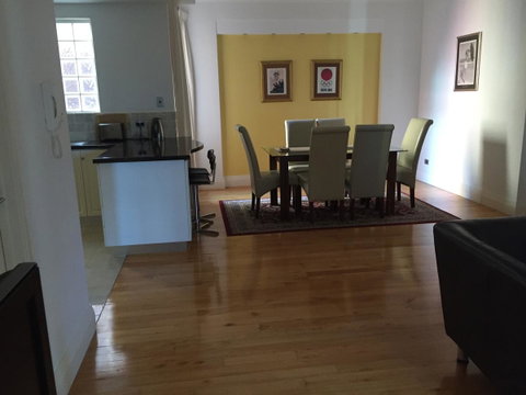 West End District Apartments - Kempsey Accommodation 16