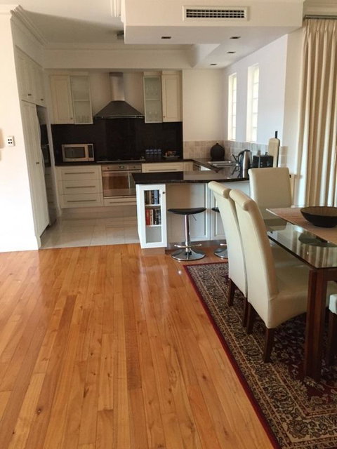 West End District Apartments - Kempsey Accommodation 22