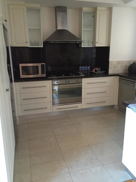 West End District Apartments - Kempsey Accommodation 17