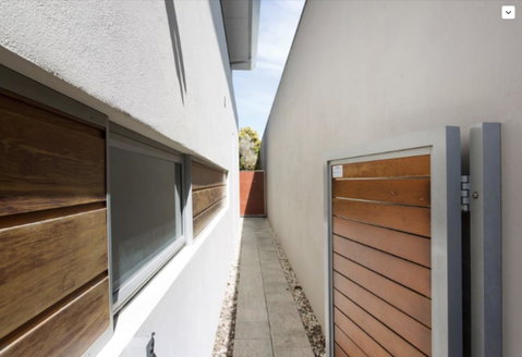 Adele's Luxury South Beach Apartment With King Bed - Kempsey Accommodation 22