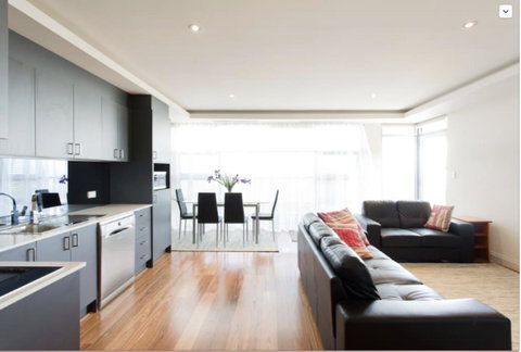 Adele's Luxury South Beach Apartment With King Bed - Kempsey Accommodation 1
