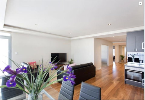 Adele's Luxury South Beach Apartment With King Bed - Kempsey Accommodation 9