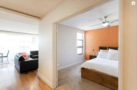 Adele's Luxury South Beach Apartment With King Bed - Kempsey Accommodation 4