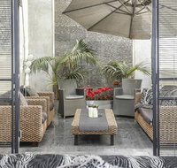 New York On King - Kempsey Accommodation