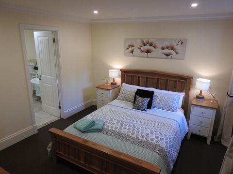 Quiet Escapes Cottages - Kempsey Accommodation 8