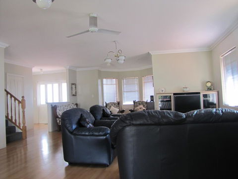 Ocean View Retreat - Kempsey Accommodation 34