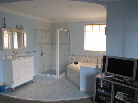Ocean View Retreat - Kempsey Accommodation 41
