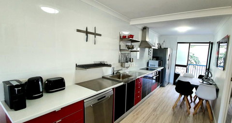 West Beach Lagoon 211 â€“ Great Views - Kempsey Accommodation 3