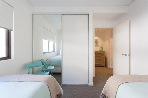 Beachside Living - South Fremantle - Kempsey Accommodation 8