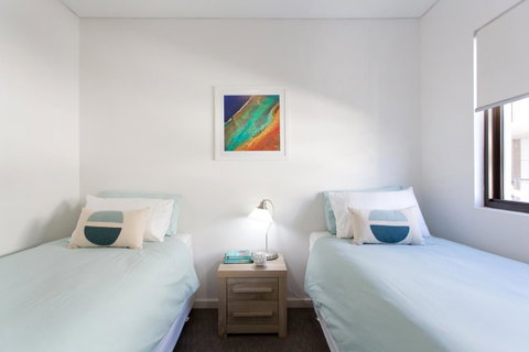 Beachside Living - South Fremantle - Kempsey Accommodation 7