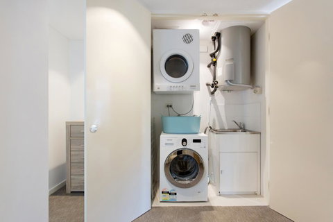 Beachside Living - South Fremantle - Kempsey Accommodation 15