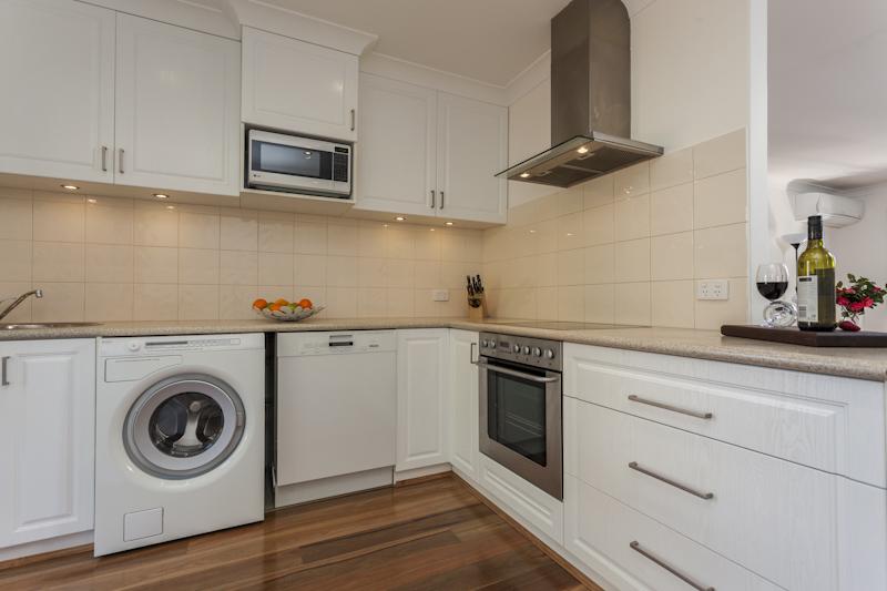 Attadale WA Kempsey Accommodation