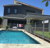 The Pool House - Fremantle - Kempsey Accommodation
