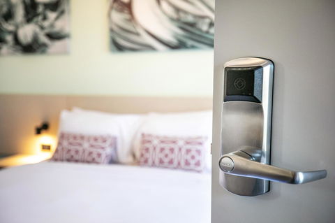 Nightcap At Wanneroo Tavern - Kempsey Accommodation 24