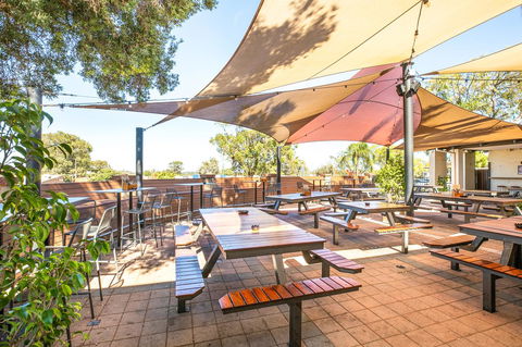 Nightcap At Wanneroo Tavern - Kempsey Accommodation 7