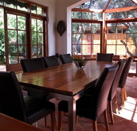 The Russell House - Kempsey Accommodation