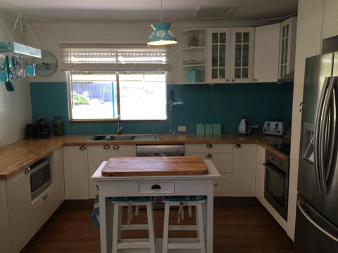 Aqua Shack Jurien Bay - Kempsey Accommodation 1