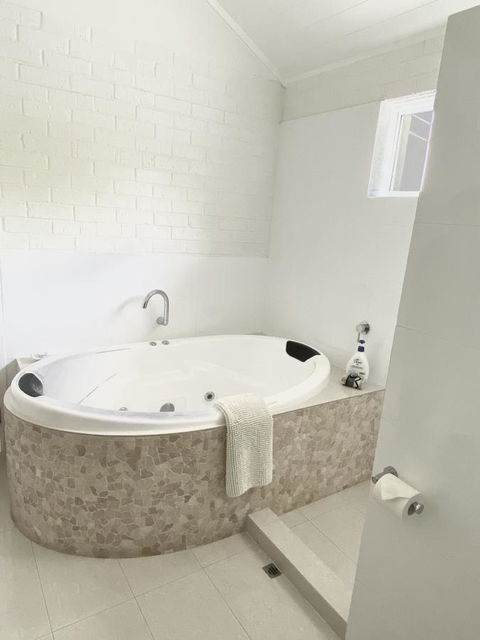 Whitesands Holiday Villas - Kempsey Accommodation 5