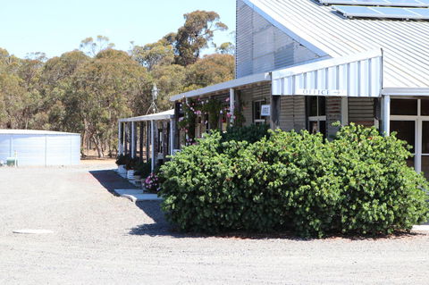 Kendenup Cottages And Lodge - Kempsey Accommodation 36